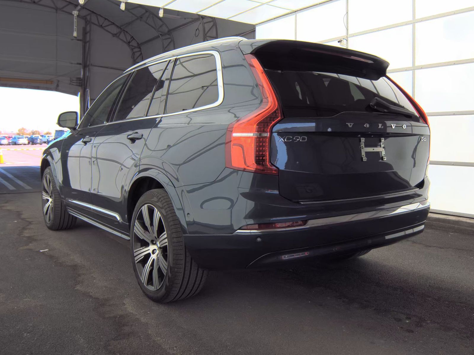 2025 Volvo XC90 B6 Plus AWD