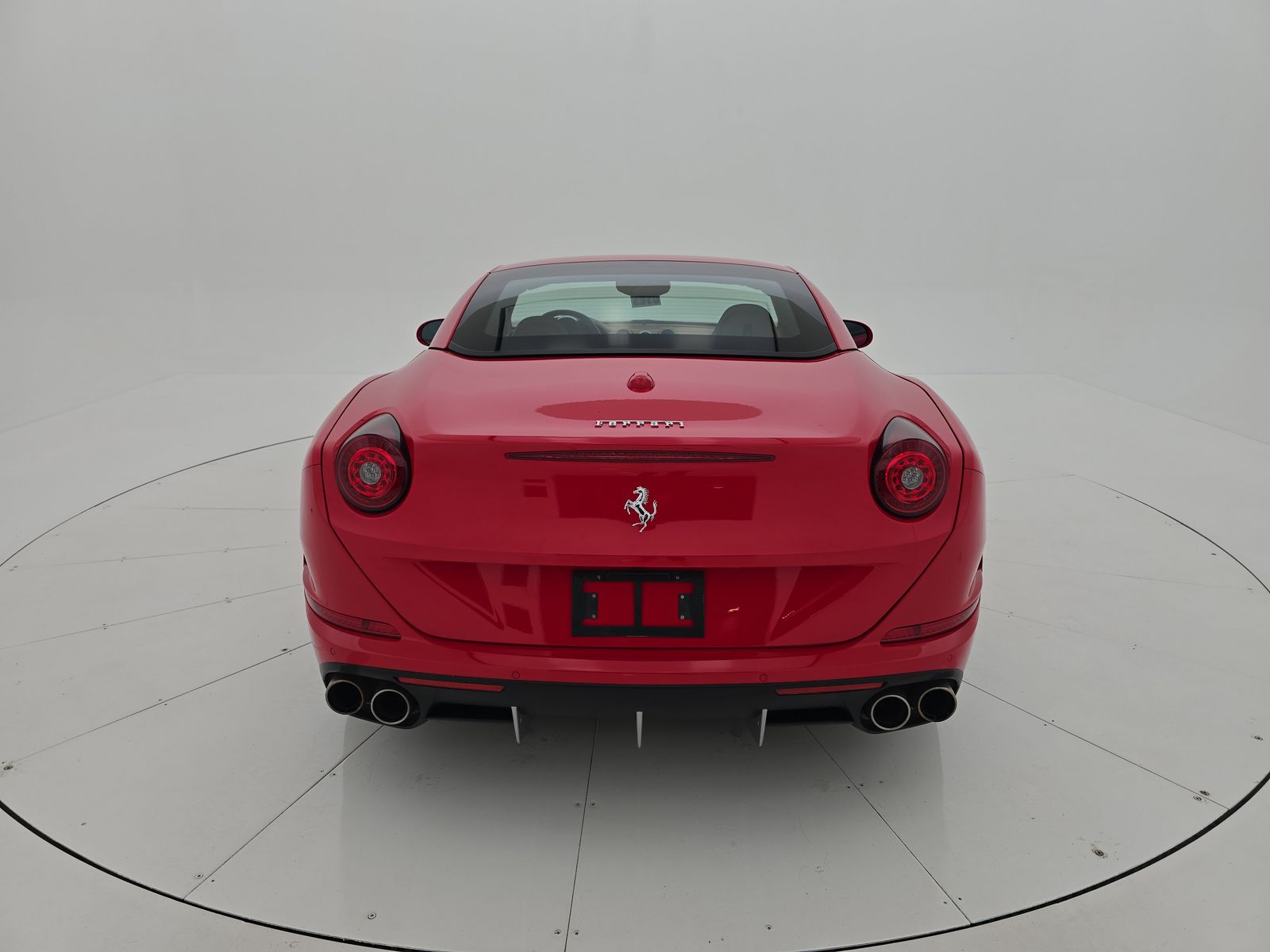 2015 Ferrari California Base RWD