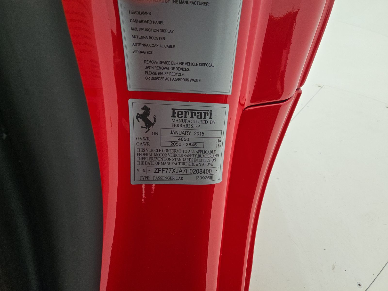 2015 Ferrari California Base RWD