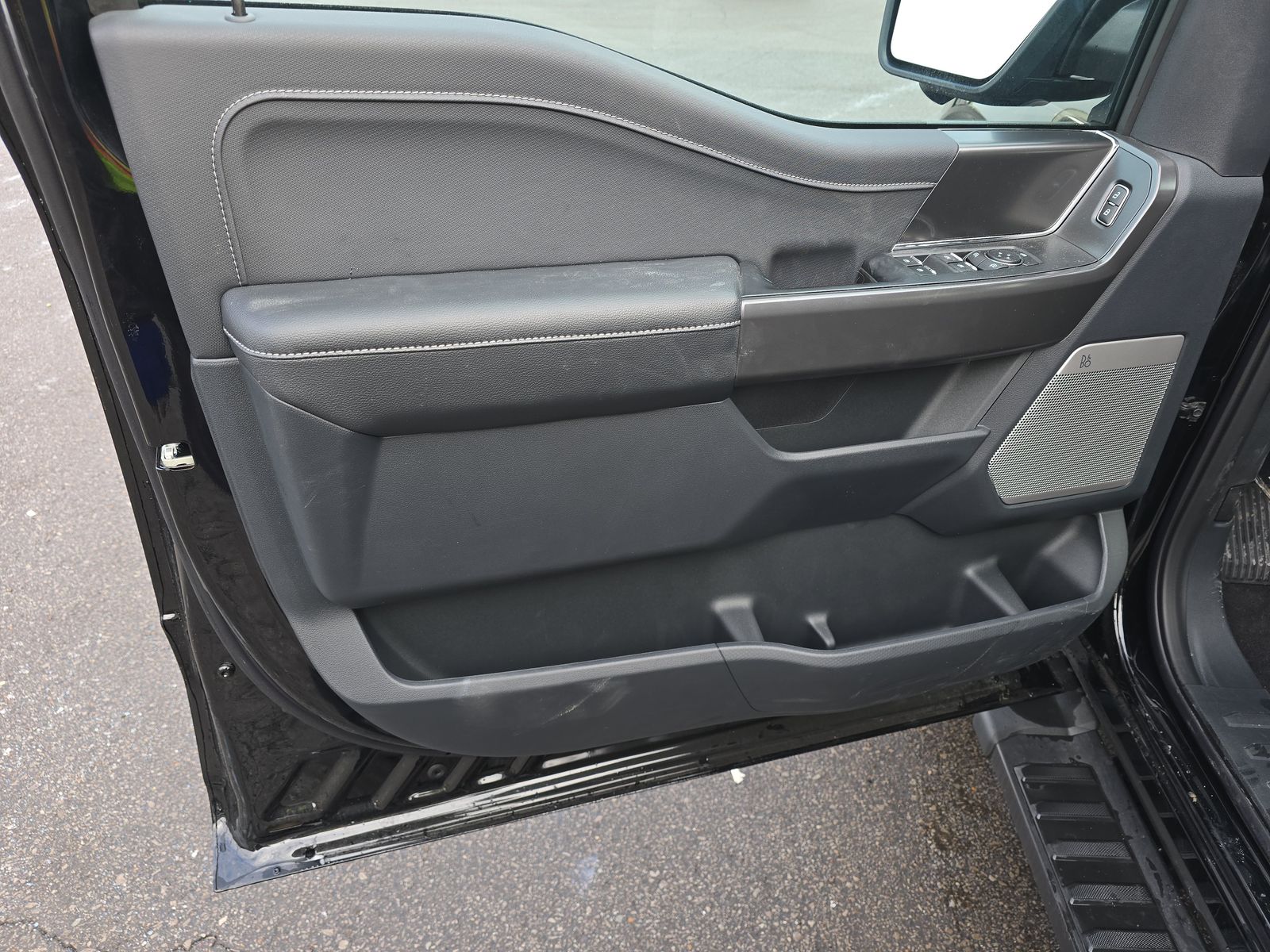 2024 Ford F-150 XLT AWD