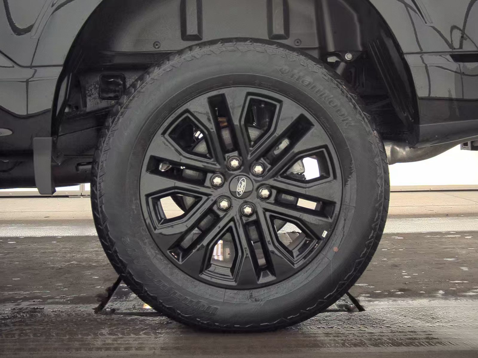 2024 Ford F-150 XLT AWD