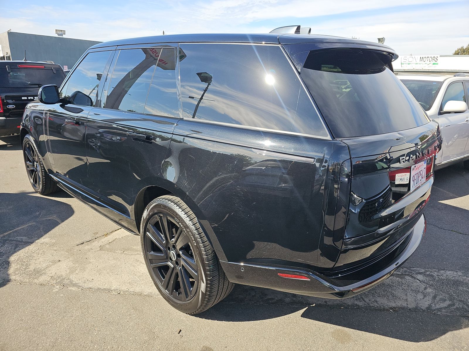 2023 Land Rover Range Rover SE AWD