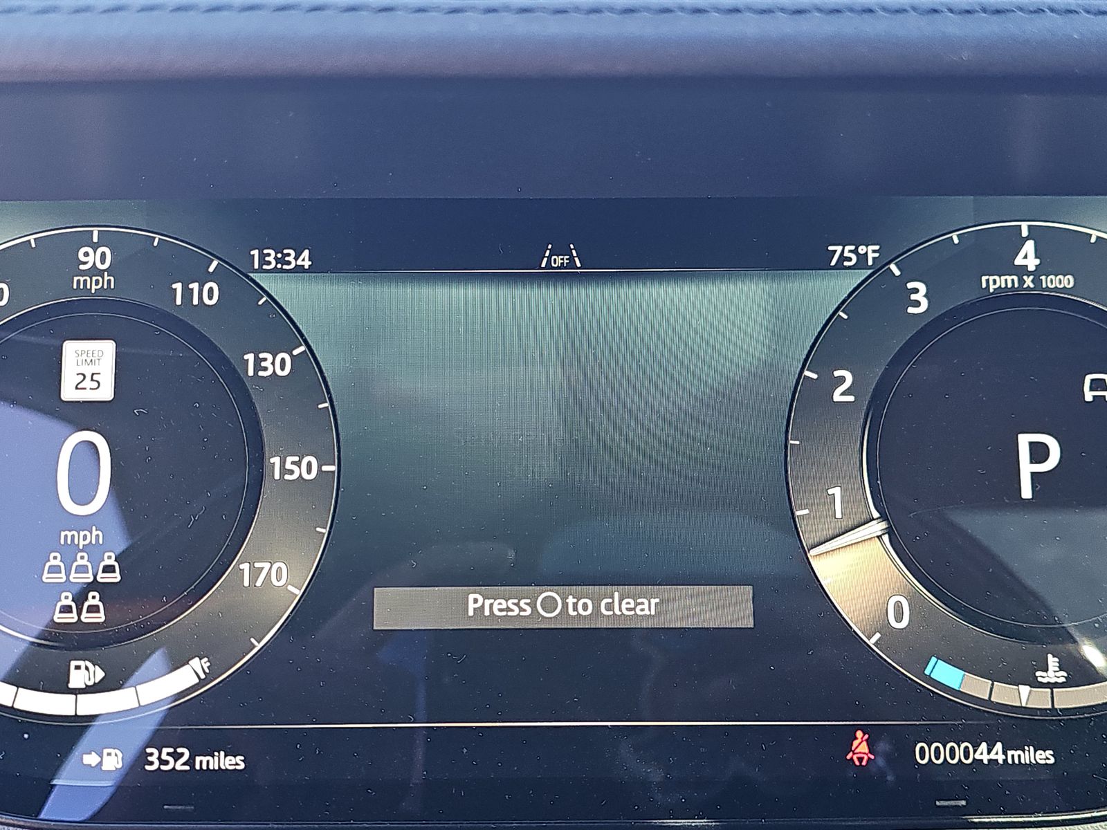 2025 Land Rover Range Rover SE LWB AWD