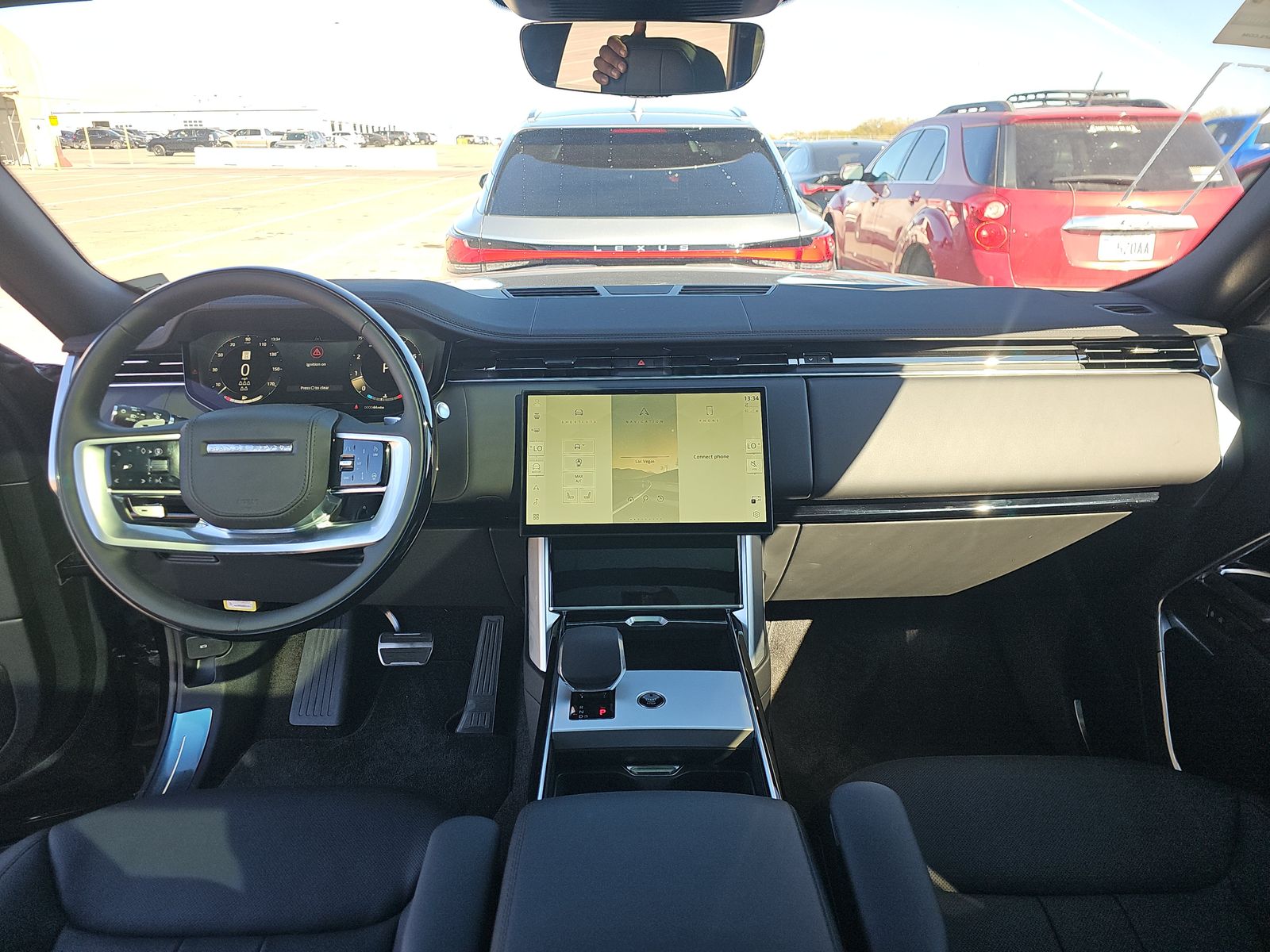 2025 Land Rover Range Rover SE LWB AWD