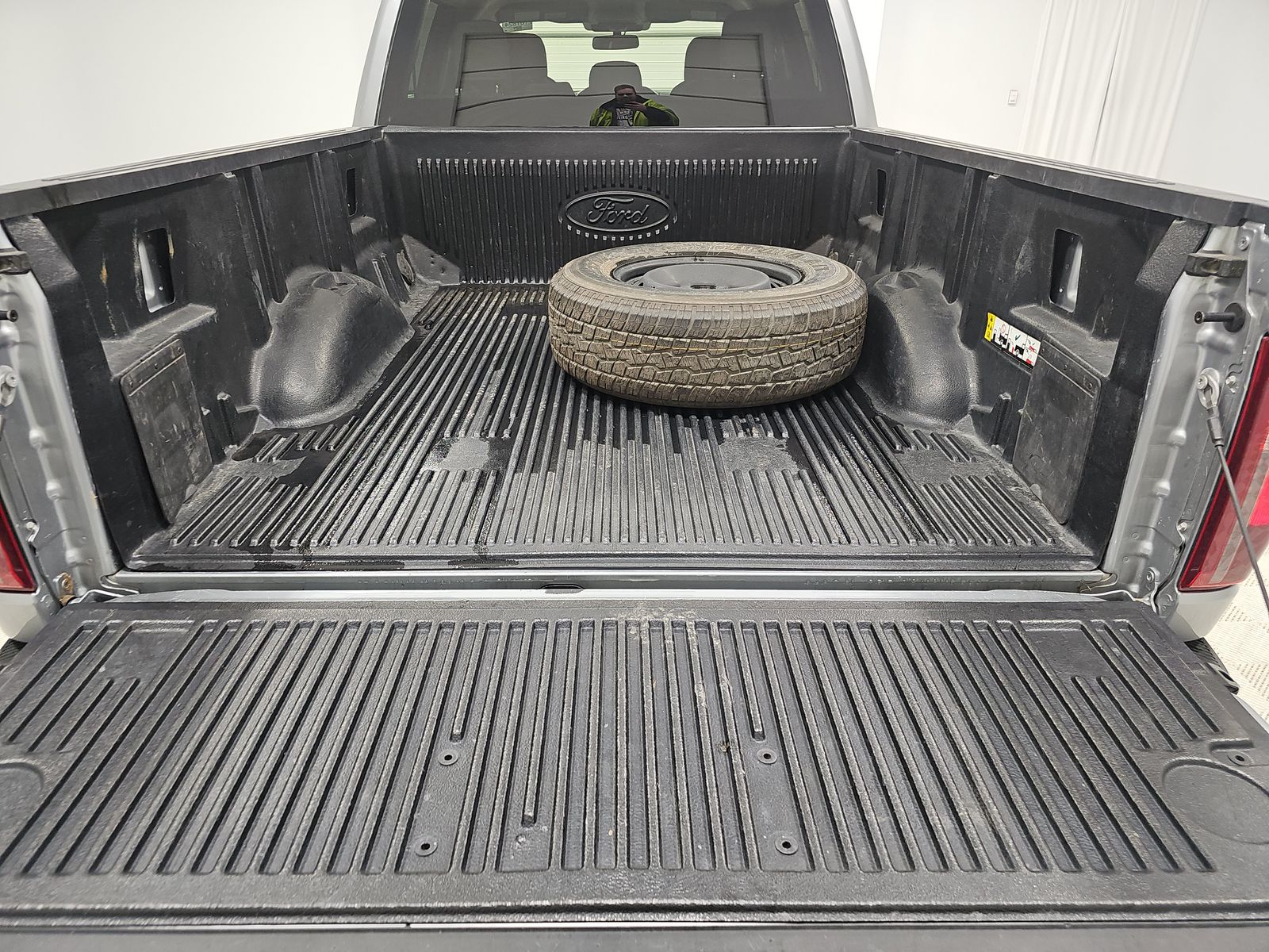 2024 Ford F-150 XLT AWD