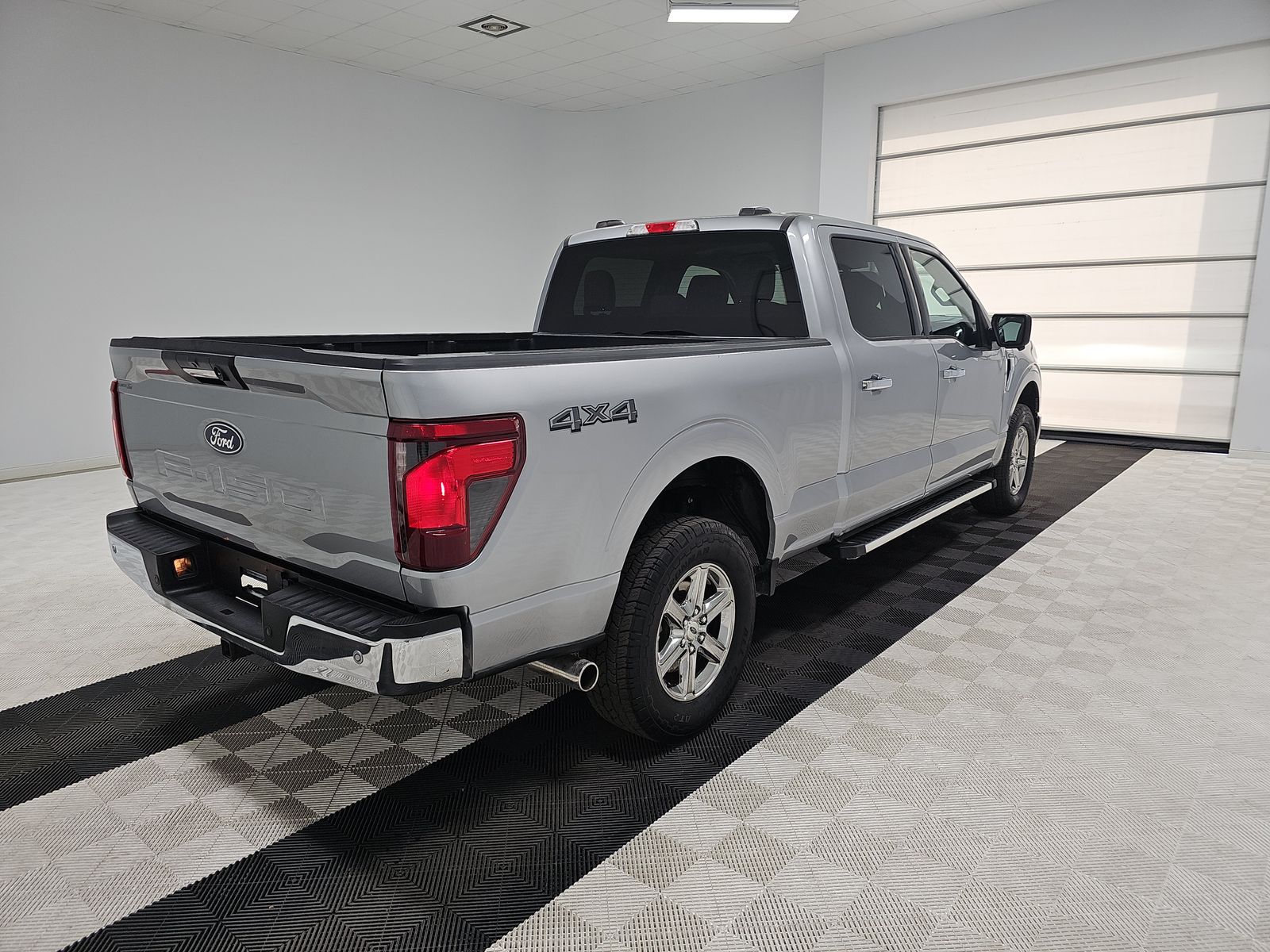 2024 Ford F-150 XLT AWD