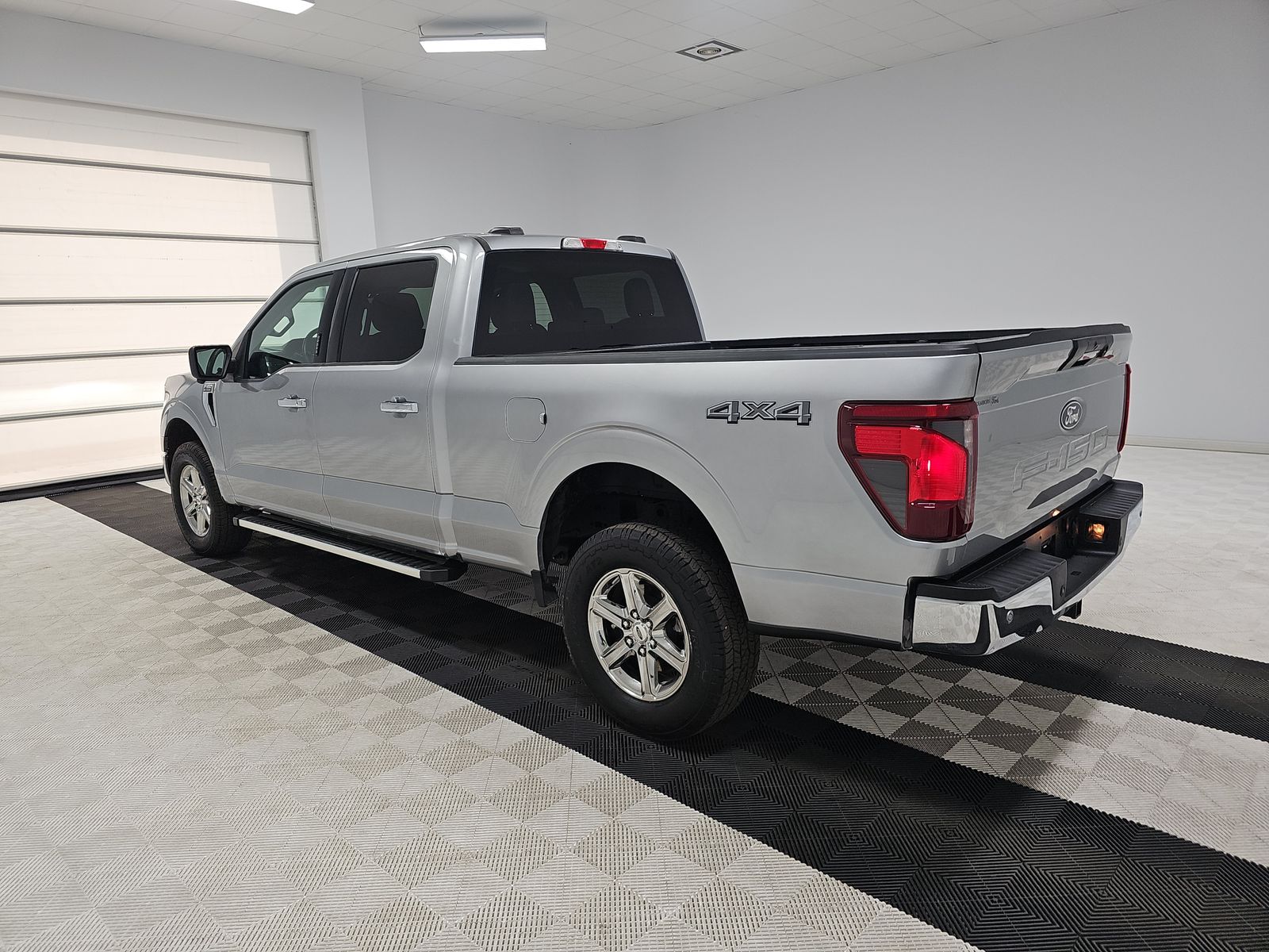 2024 Ford F-150 XLT AWD