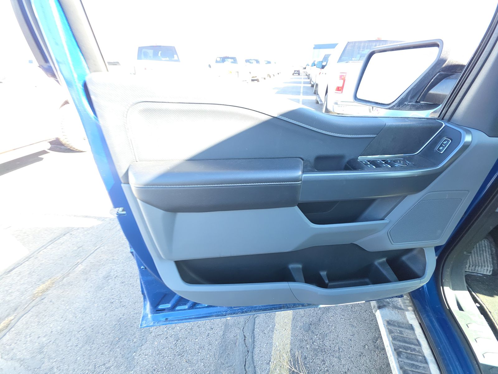 2025 Ford F-150 XLT AWD