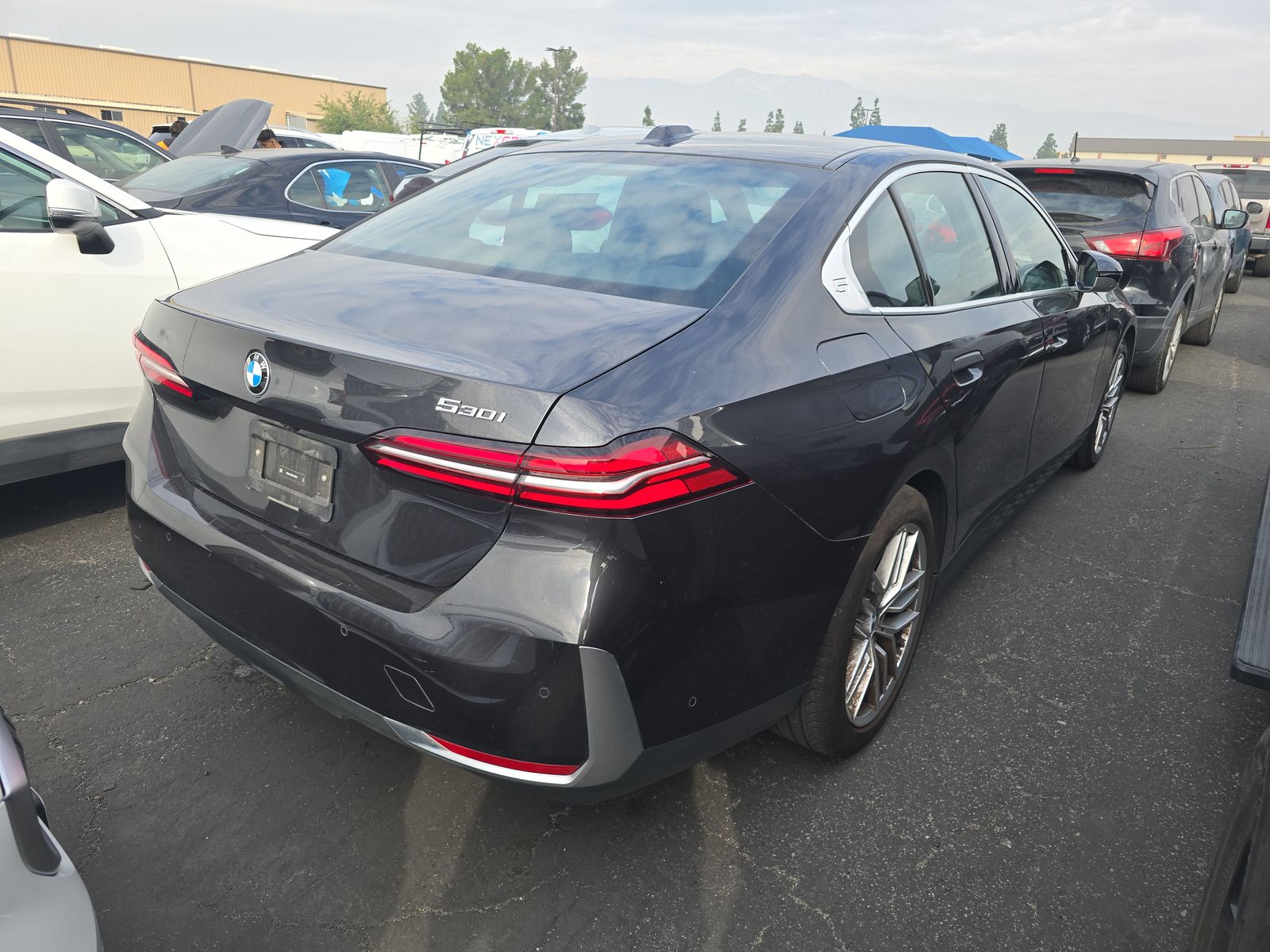 2025 BMW 5 Series 530i RWD