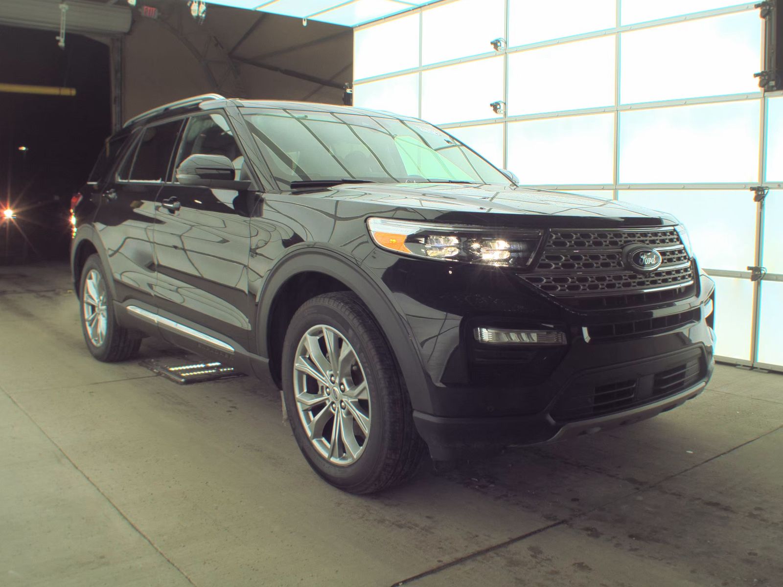 2023 Ford Explorer Limited AWD