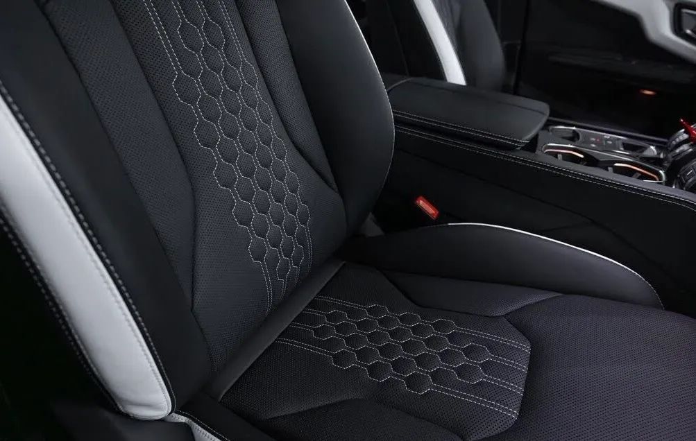 2023 Lamborghini Urus S AWD