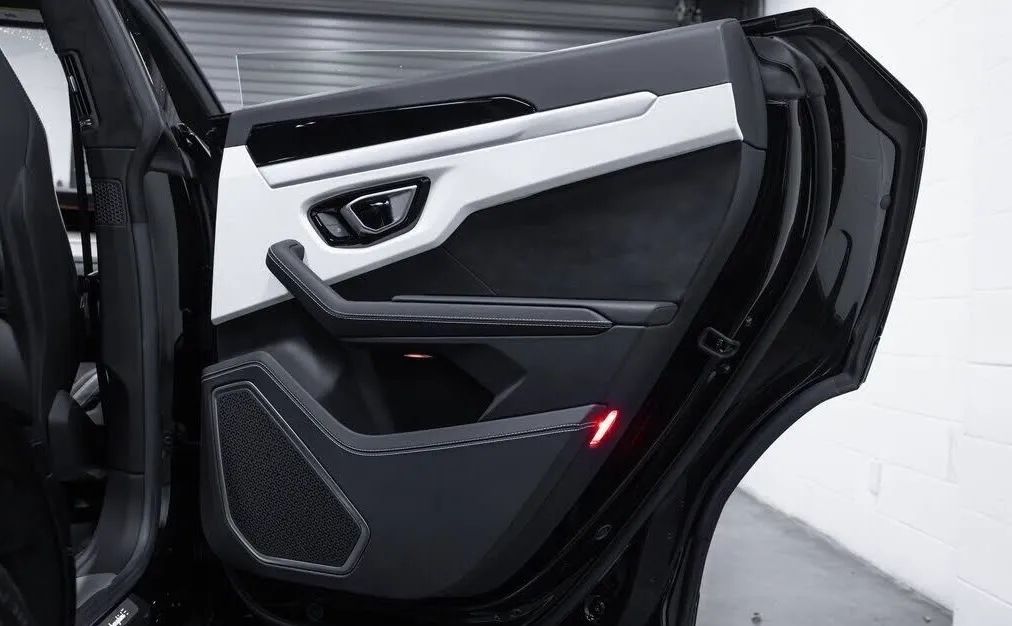 2023 Lamborghini Urus S AWD