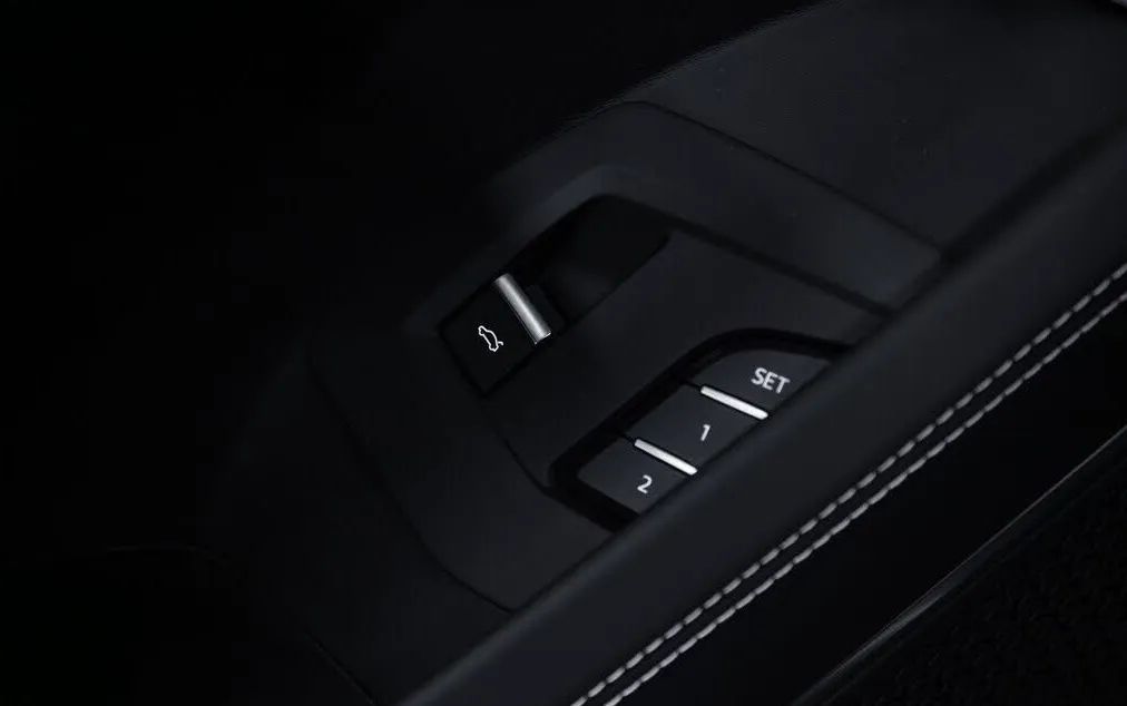 2023 Lamborghini Urus S AWD