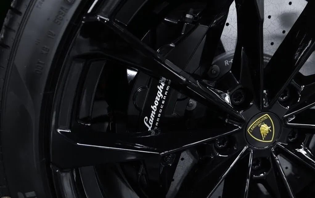 2023 Lamborghini Urus S AWD