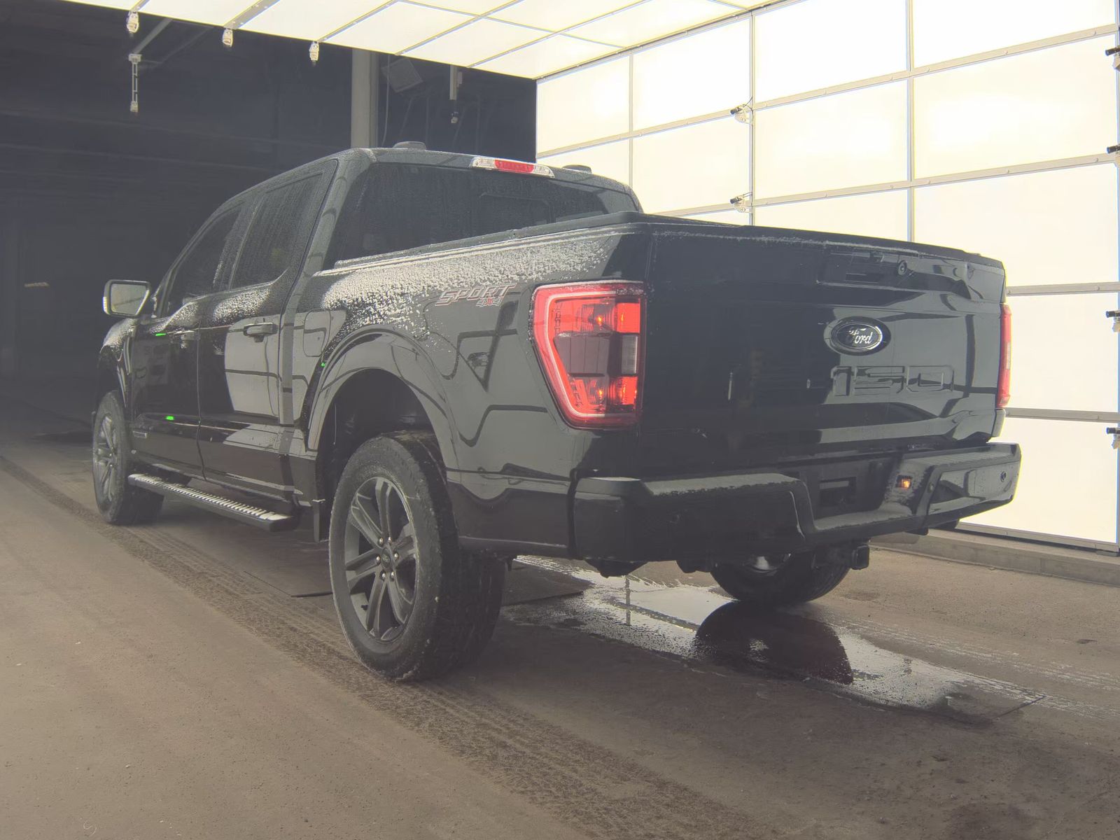 2023 Ford F-150 Hybrid XLT AWD