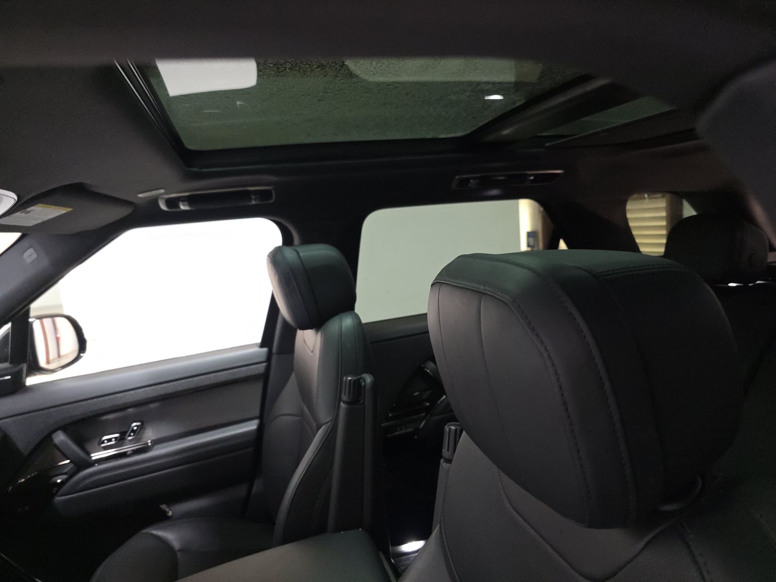 2025 Land Rover Range Rover Sport SE AWD