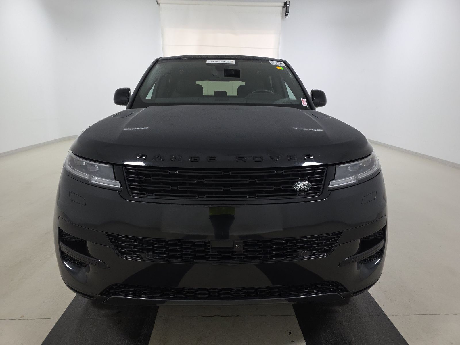2025 Land Rover Range Rover Sport SE AWD