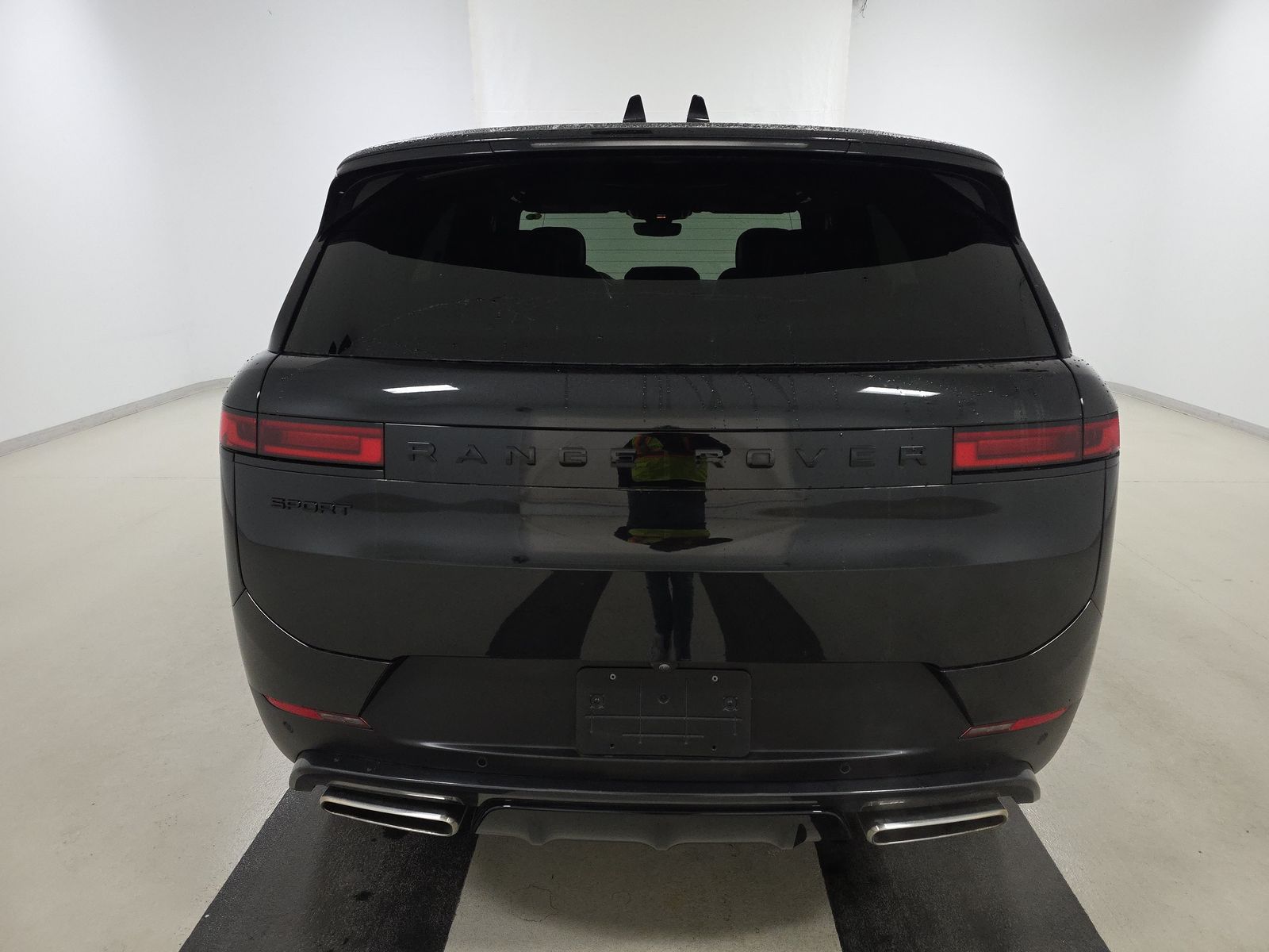 2025 Land Rover Range Rover Sport SE AWD