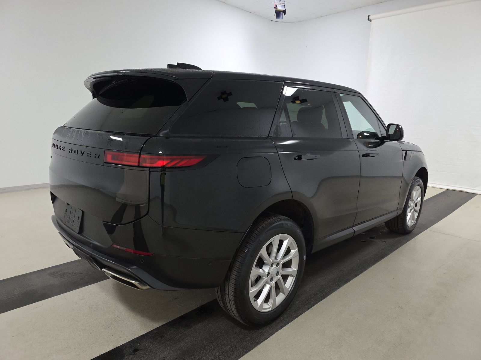 2025 Land Rover Range Rover Sport SE AWD
