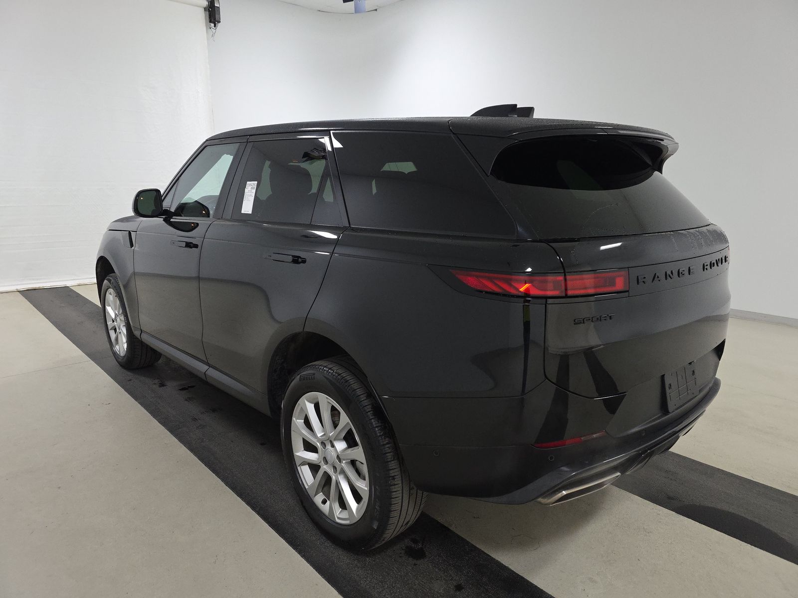 2025 Land Rover Range Rover Sport SE AWD