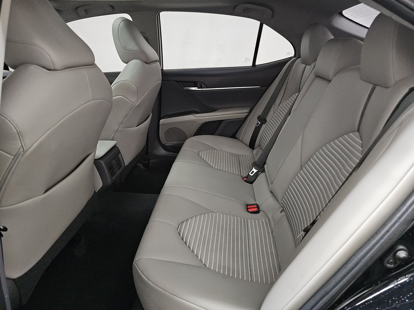 2021 Toyota Camry SE AWD