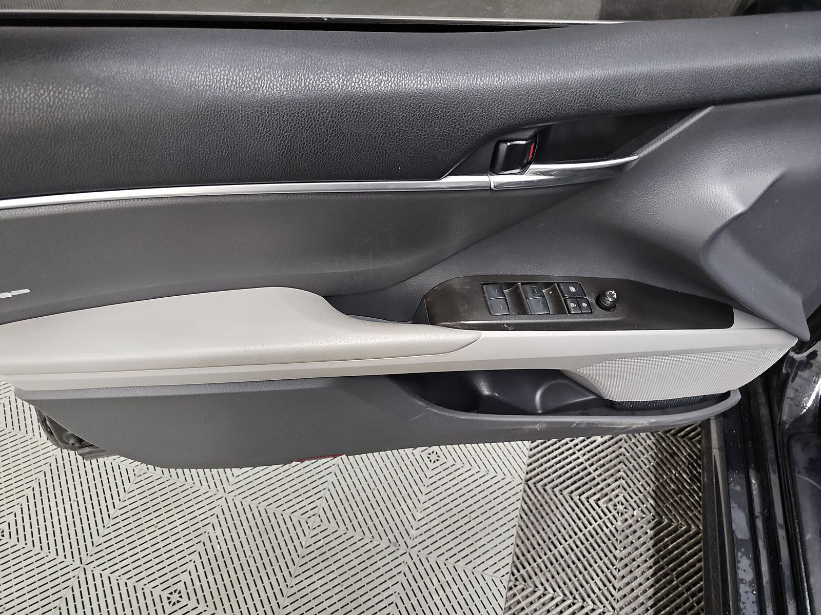 2021 Toyota Camry SE AWD