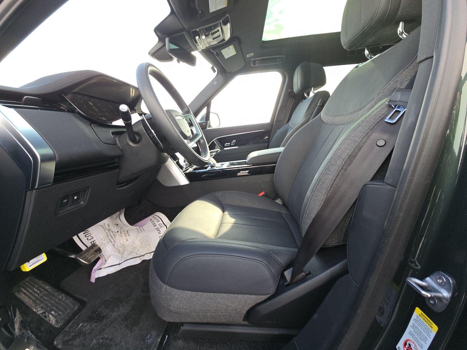 2023 Land Rover Range Rover Plug-In Hybrid SE AWD