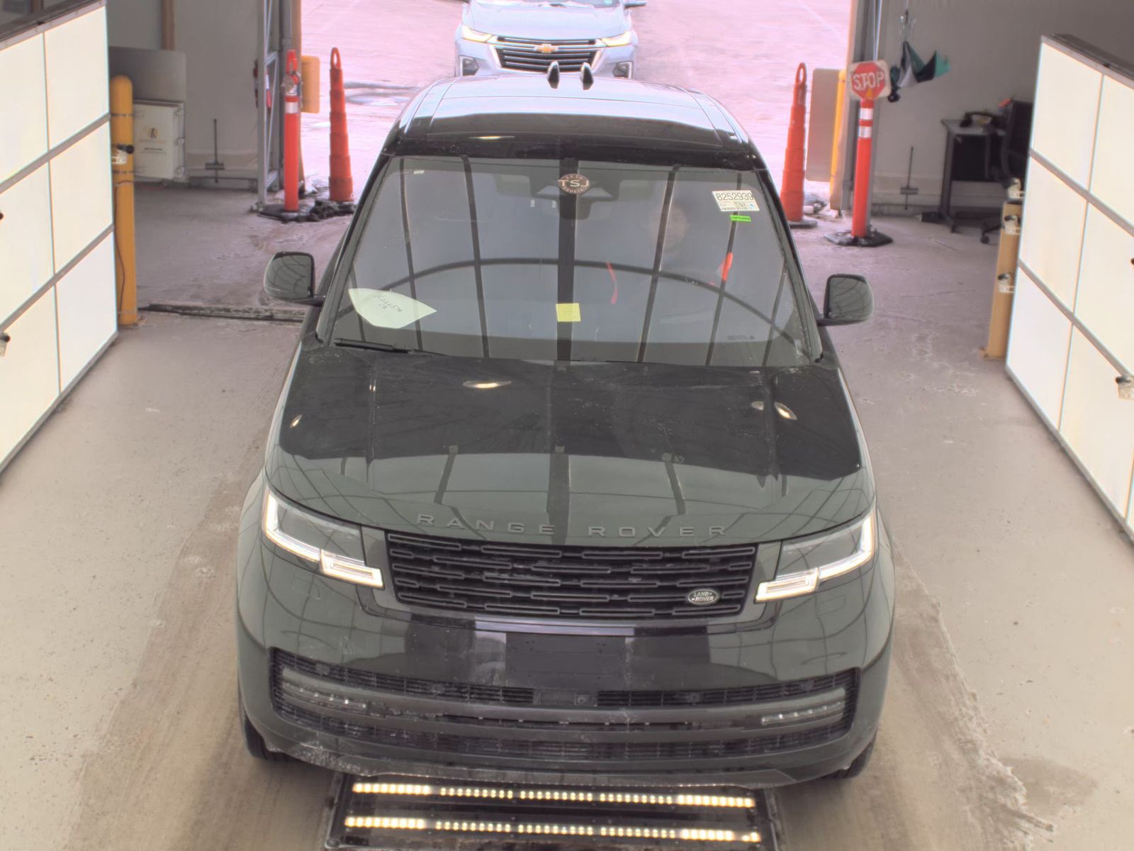 2023 Land Rover Range Rover Plug-In Hybrid SE AWD