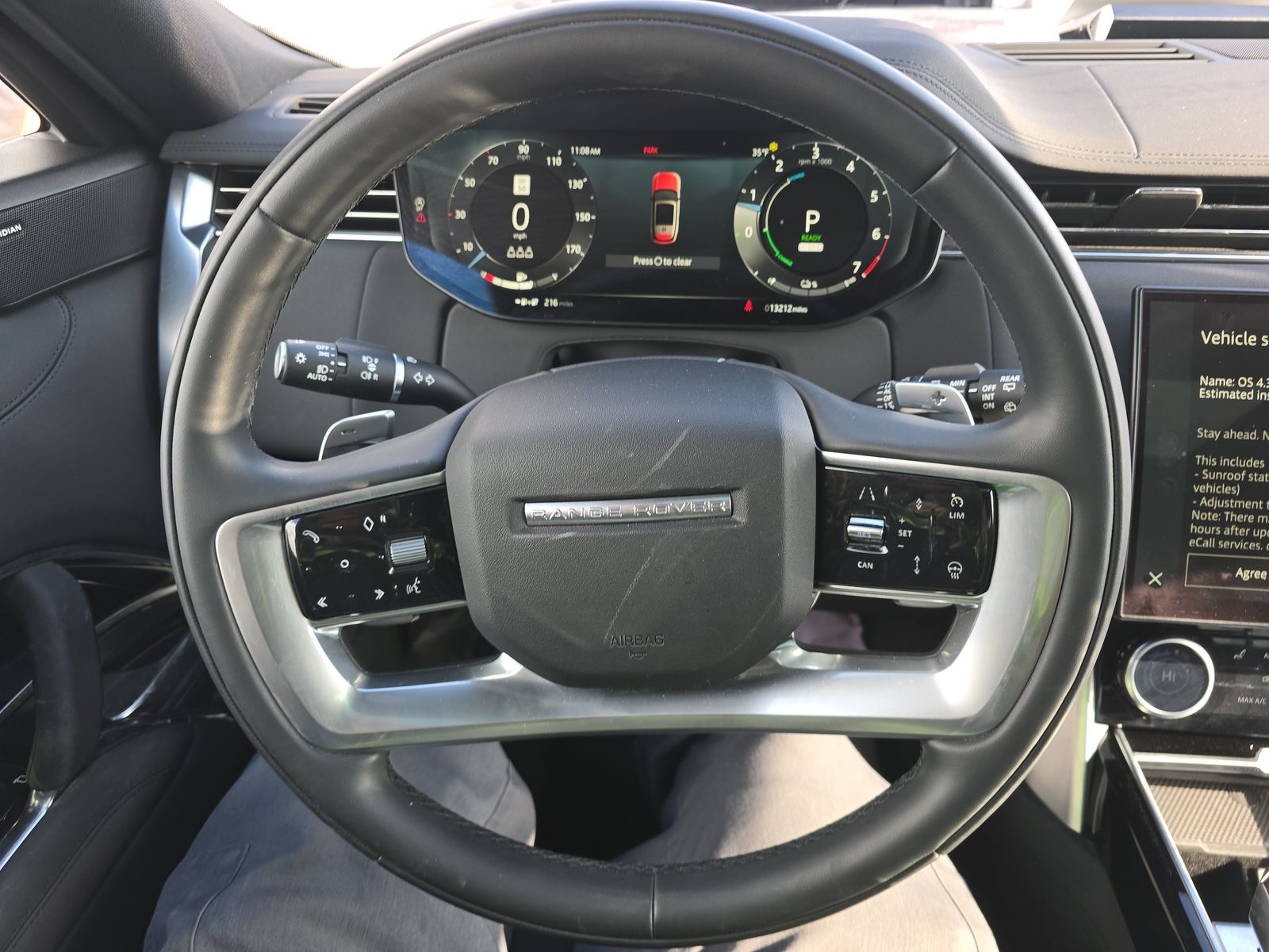 2023 Land Rover Range Rover Plug-In Hybrid SE AWD