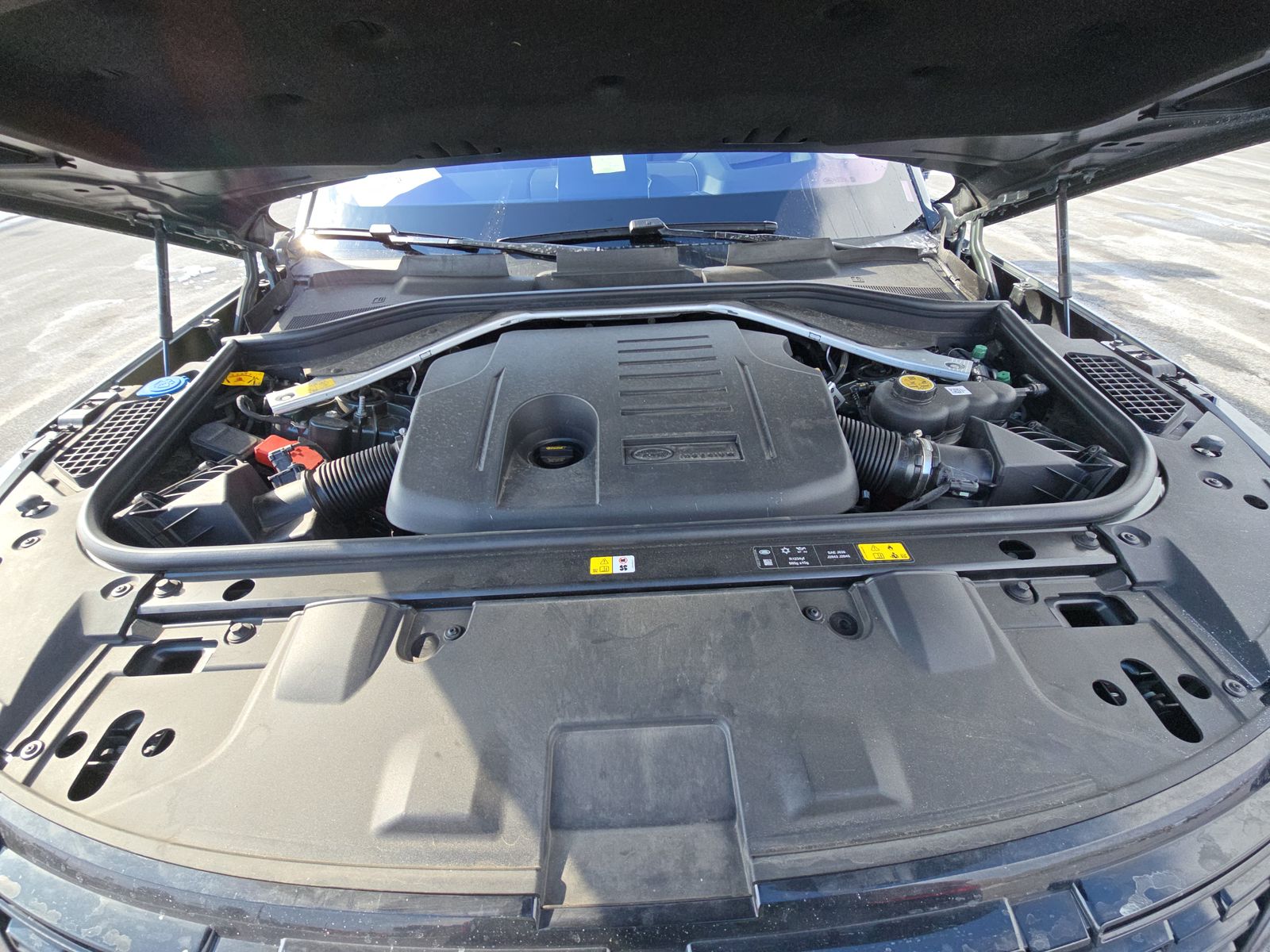 2023 Land Rover Range Rover Plug-In Hybrid SE AWD