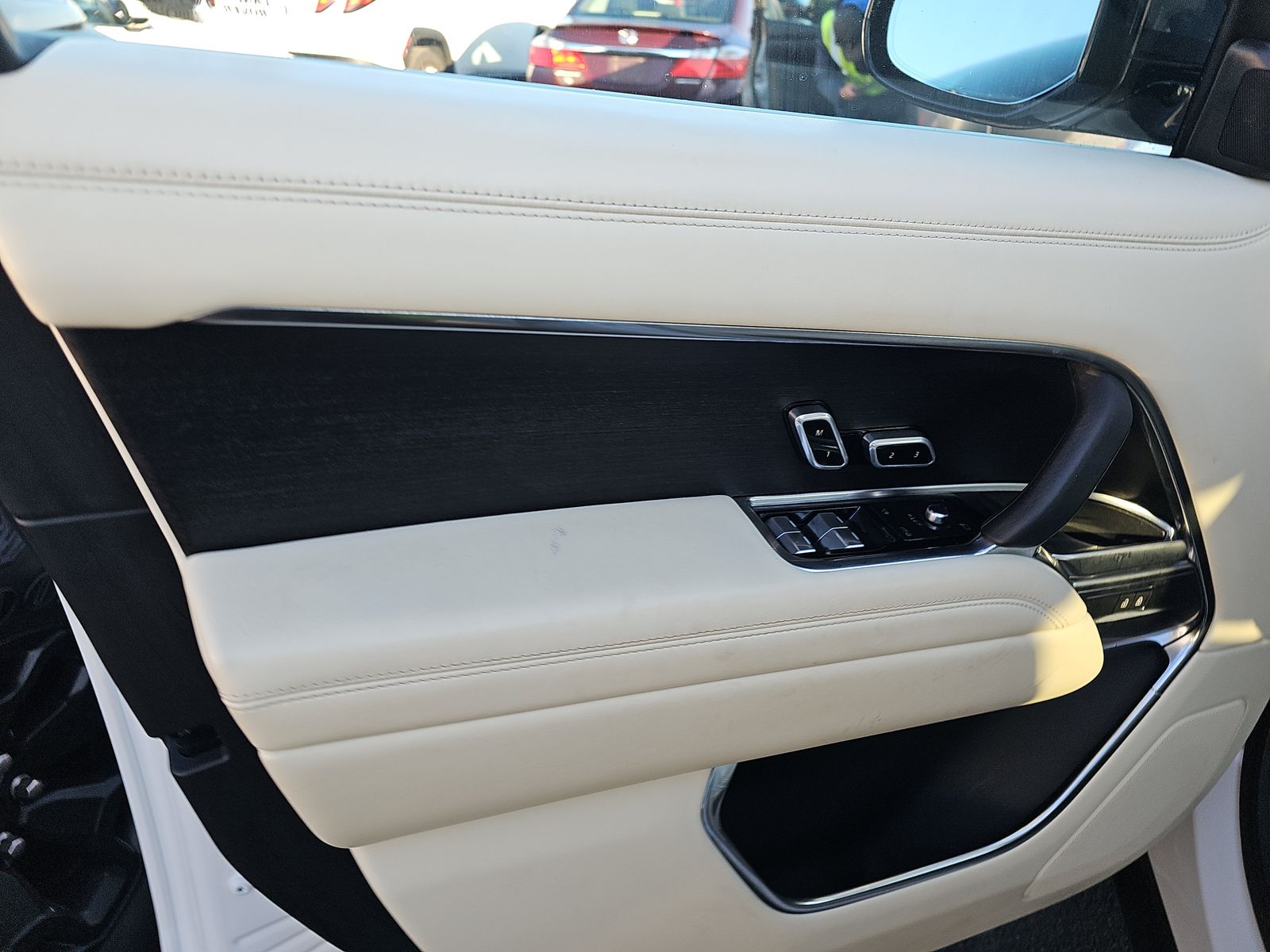 2023 Land Rover Range Rover SE AWD