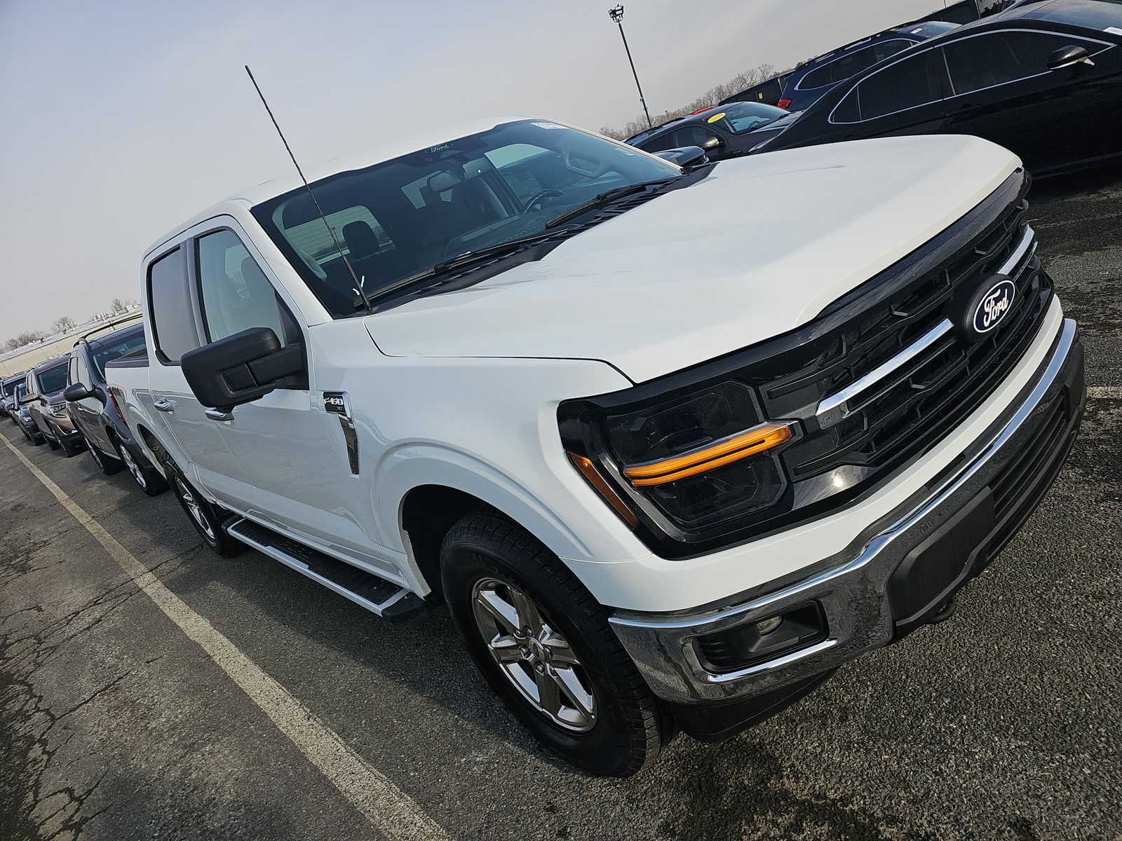 2024 Ford F-150 XLT AWD