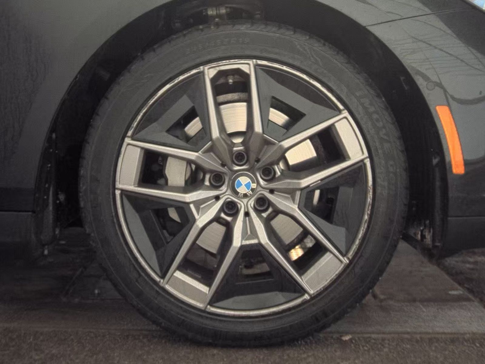 2026 BMW 5 Series 530i xDrive AWD