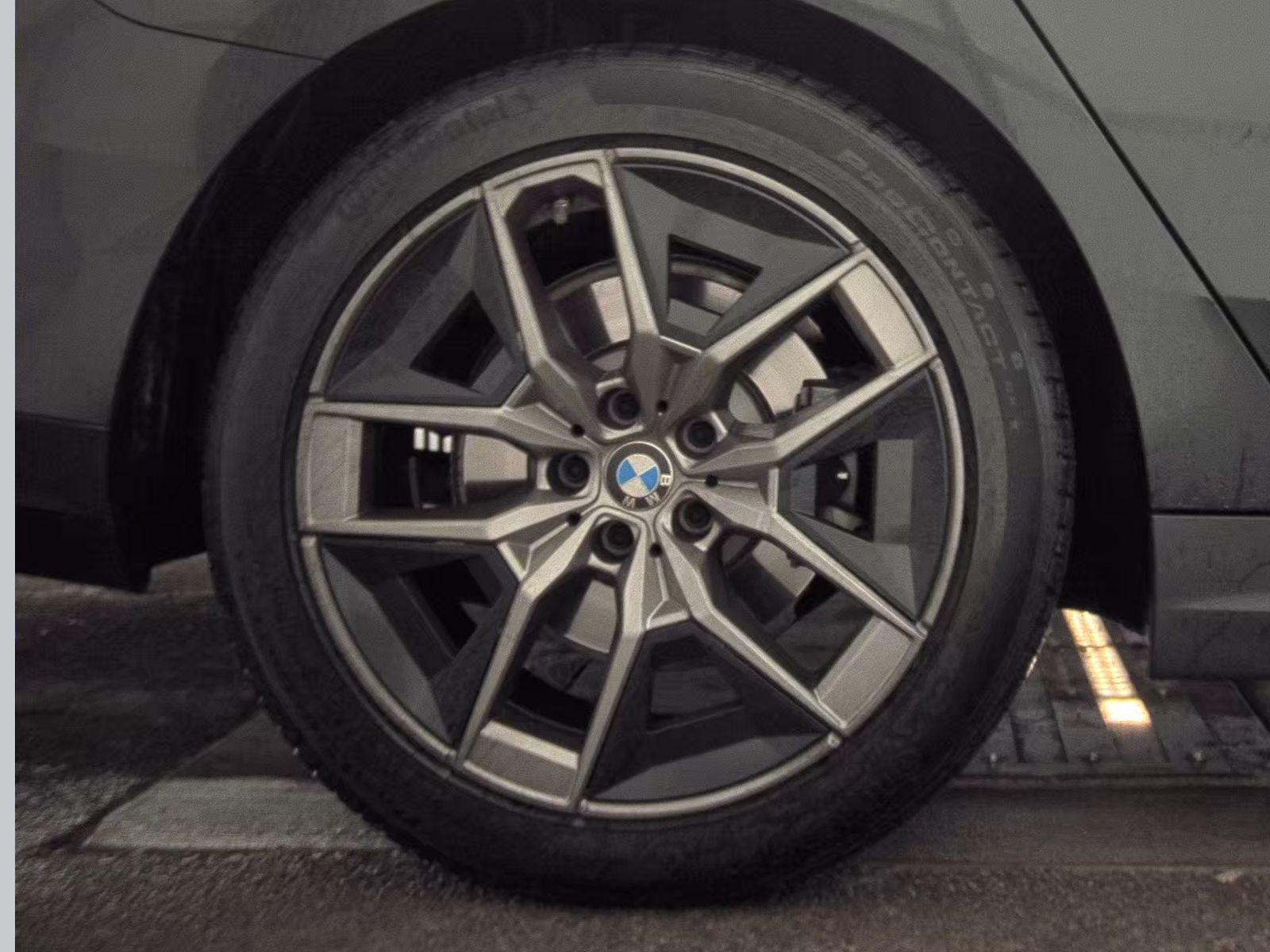 2026 BMW 5 Series 530i xDrive AWD