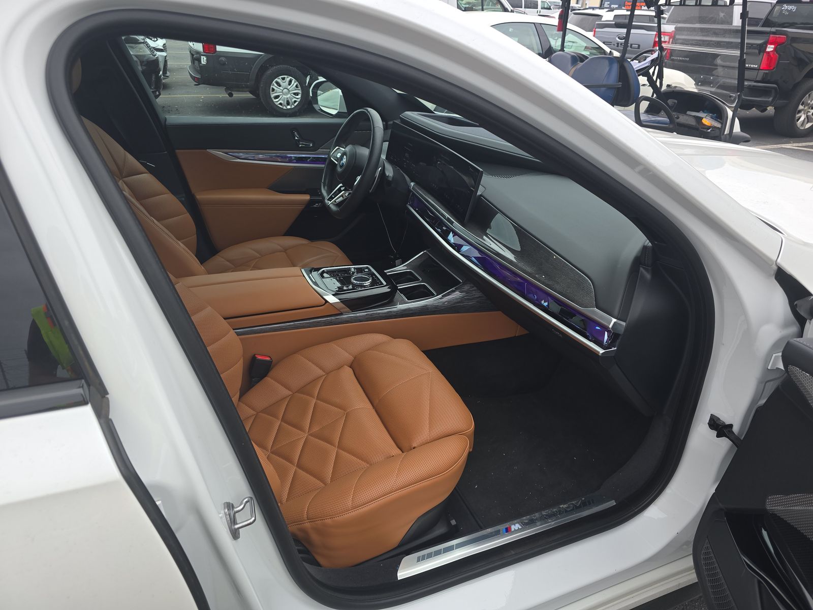 2023 BMW 7 Series 740i RWD