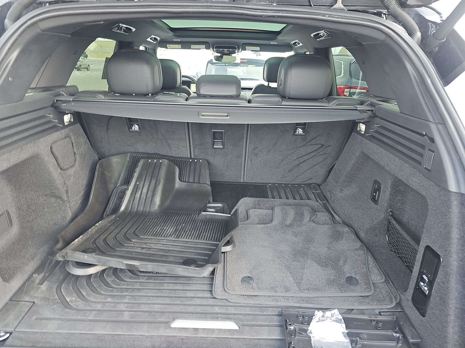 2025 Land Rover Range Rover Sport Dynamic SE AWD