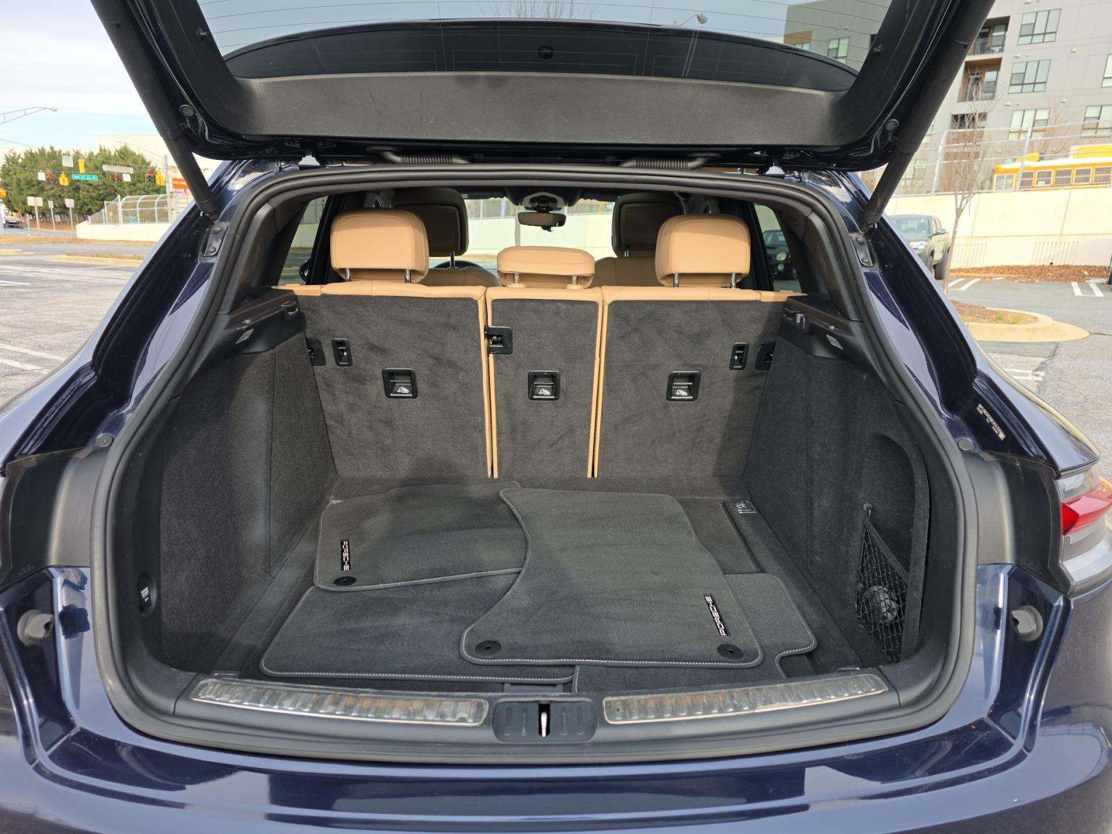 2021 Porsche Macan S AWD