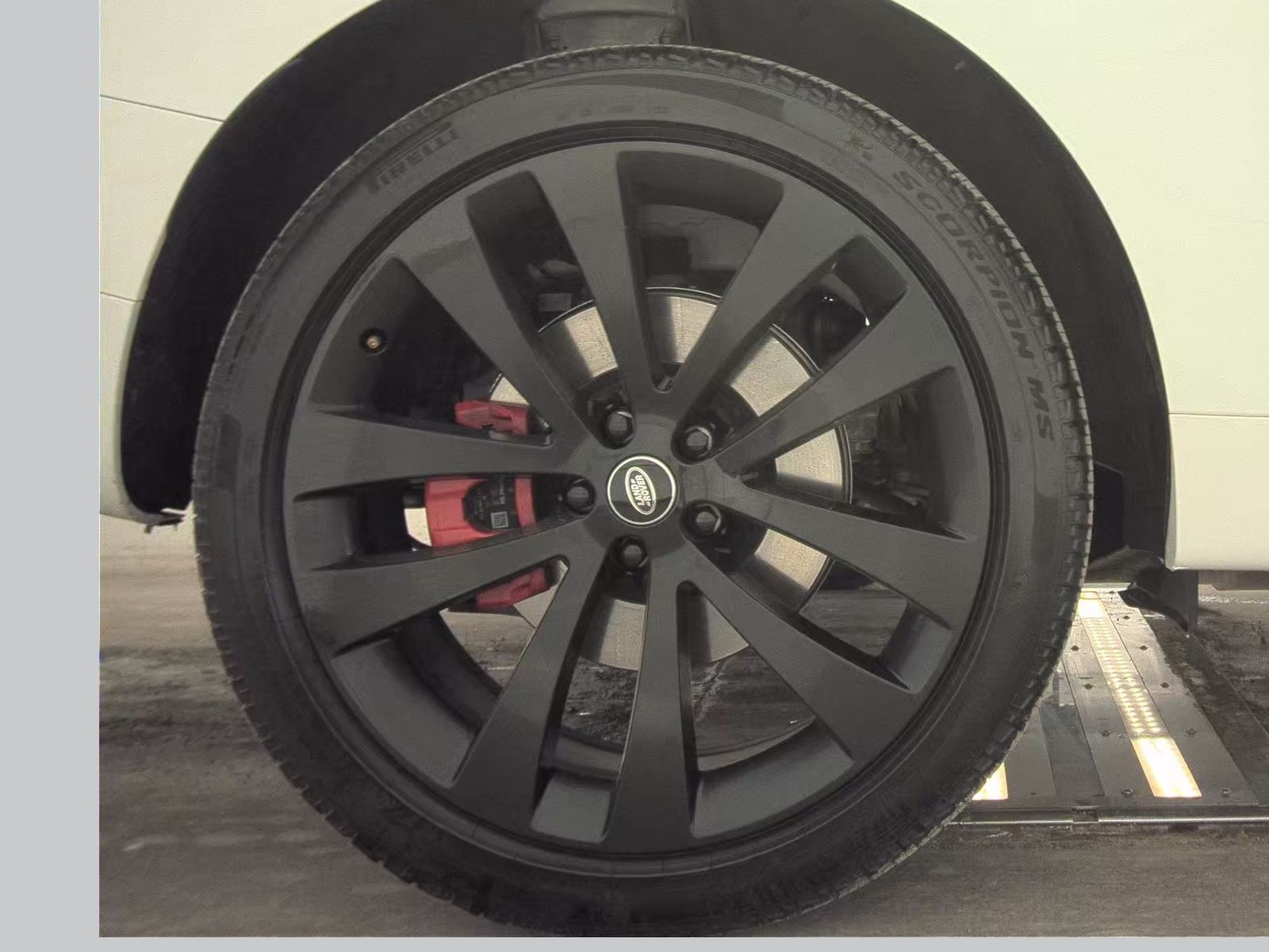 2025 Land Rover Range Rover Sport Dynamic SE AWD