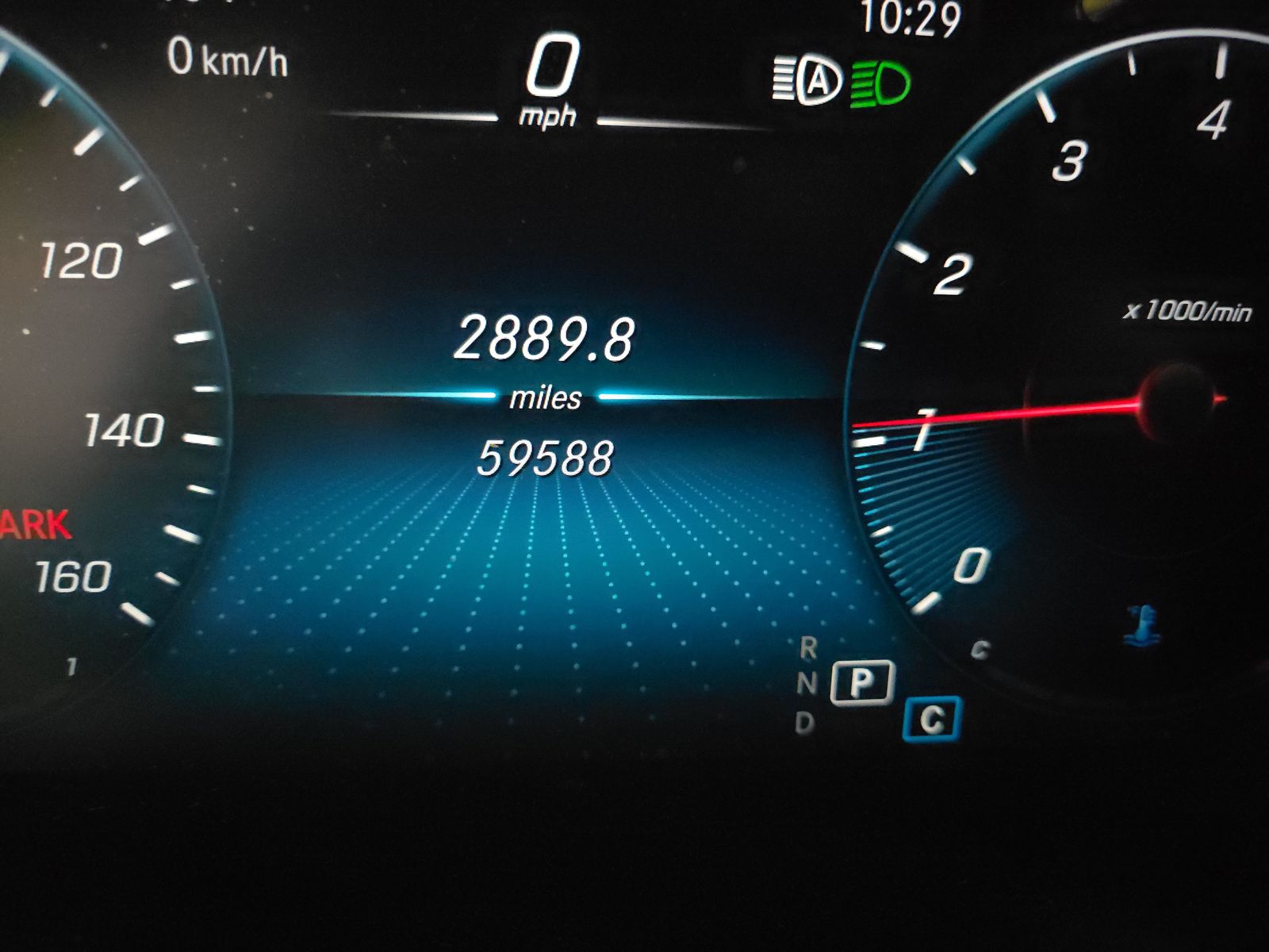 Mercedes-Benz GLC 300 4MATIC снимка Mercedes-Benz GLC 300 4MATIC