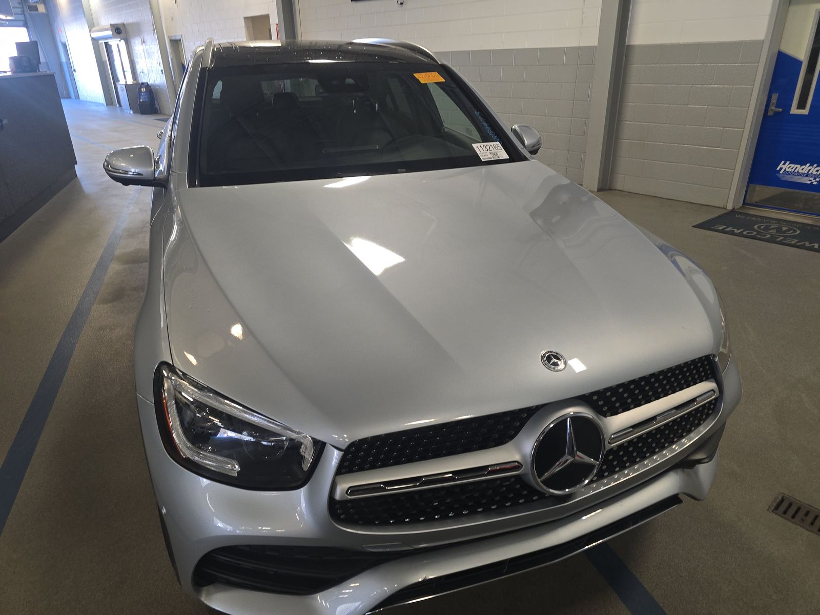 Mercedes-Benz GLC 300 4MATIC снимка Mercedes-Benz GLC 300 4MATIC