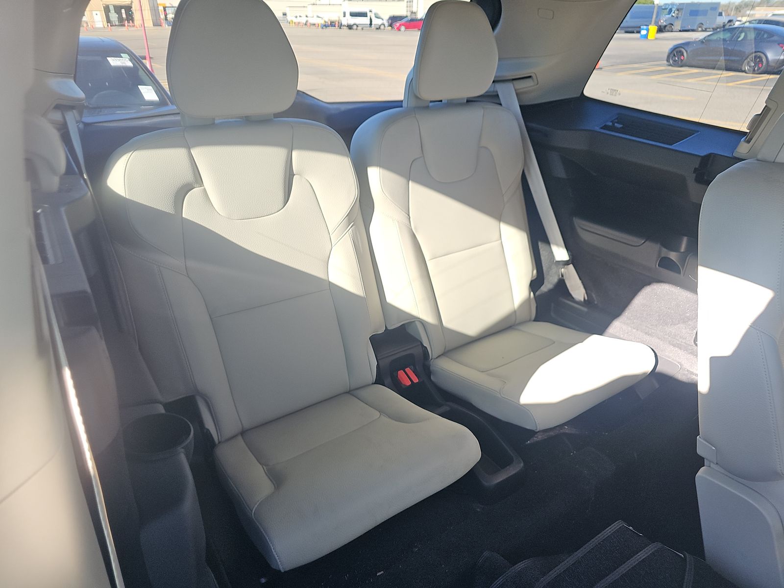 2025 Volvo XC90 B6 Plus AWD