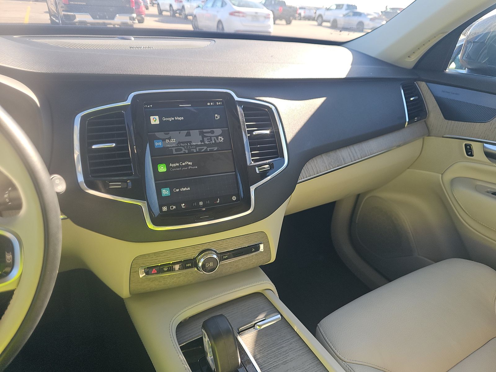 2025 Volvo XC90 B6 Plus AWD