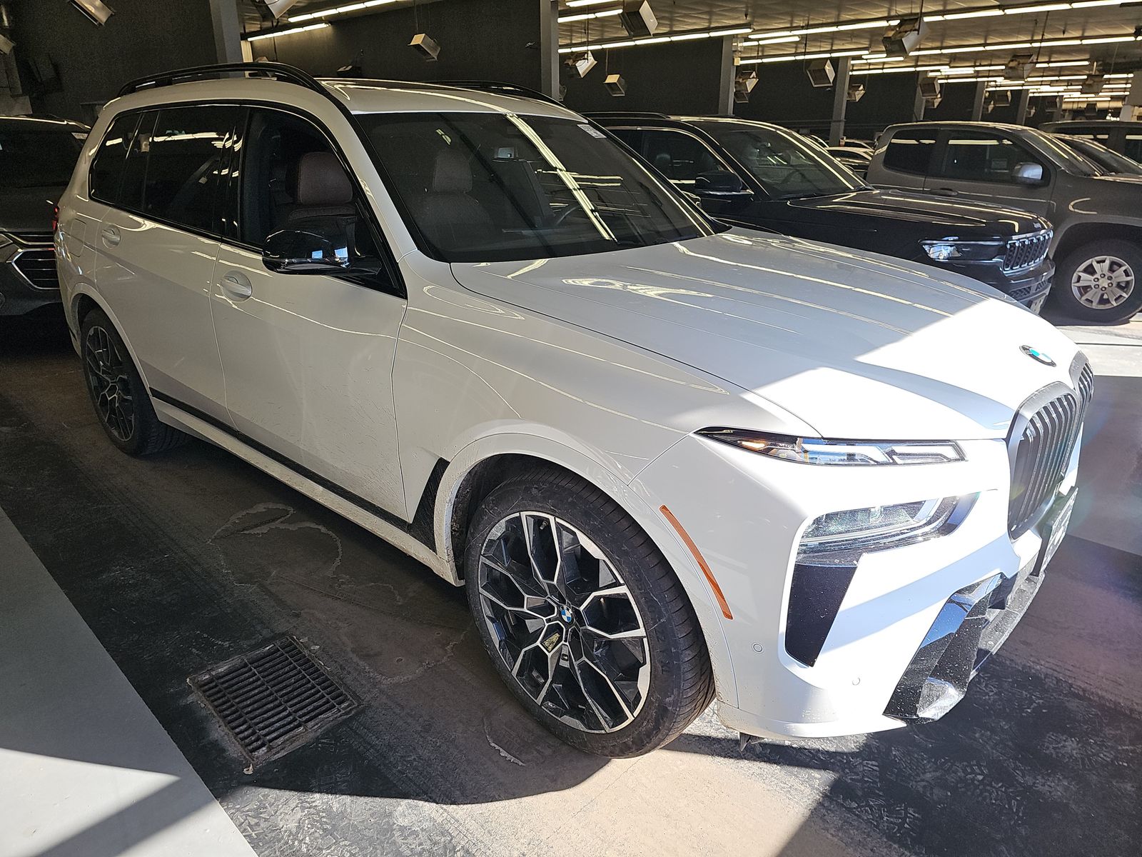 2026 BMW X7 M60i AWD