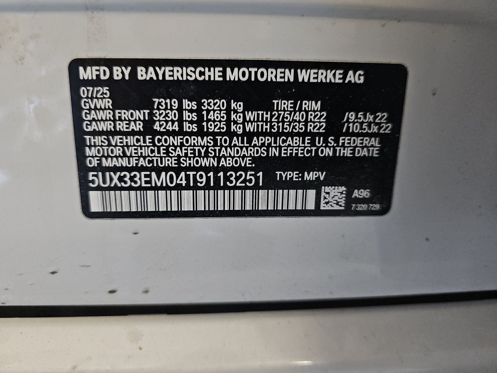 2026 BMW X7 M60i AWD
