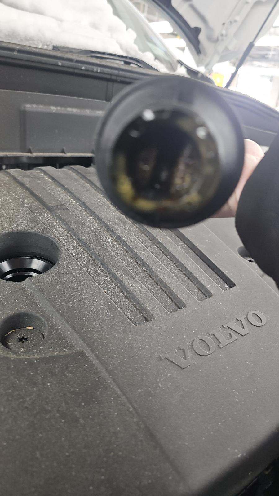 2025 Volvo XC90 B5 Plus AWD