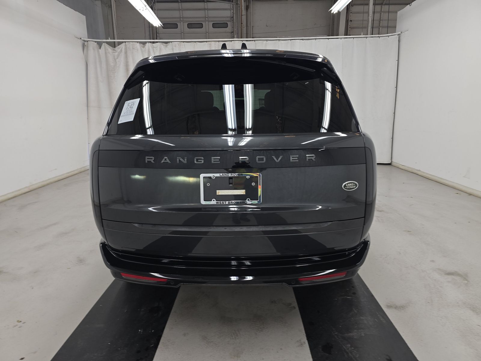 2023 Land Rover Range Rover SE AWD