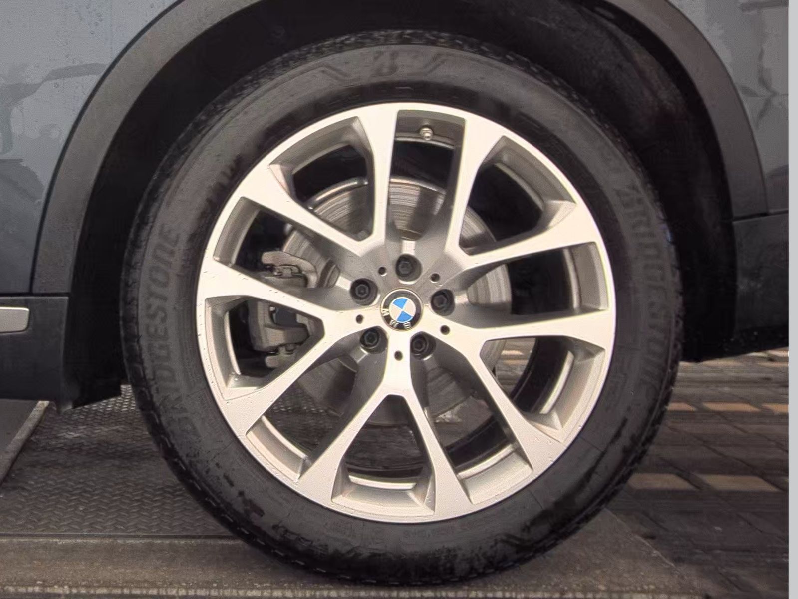 2020 BMW X5 sDrive40i RWD