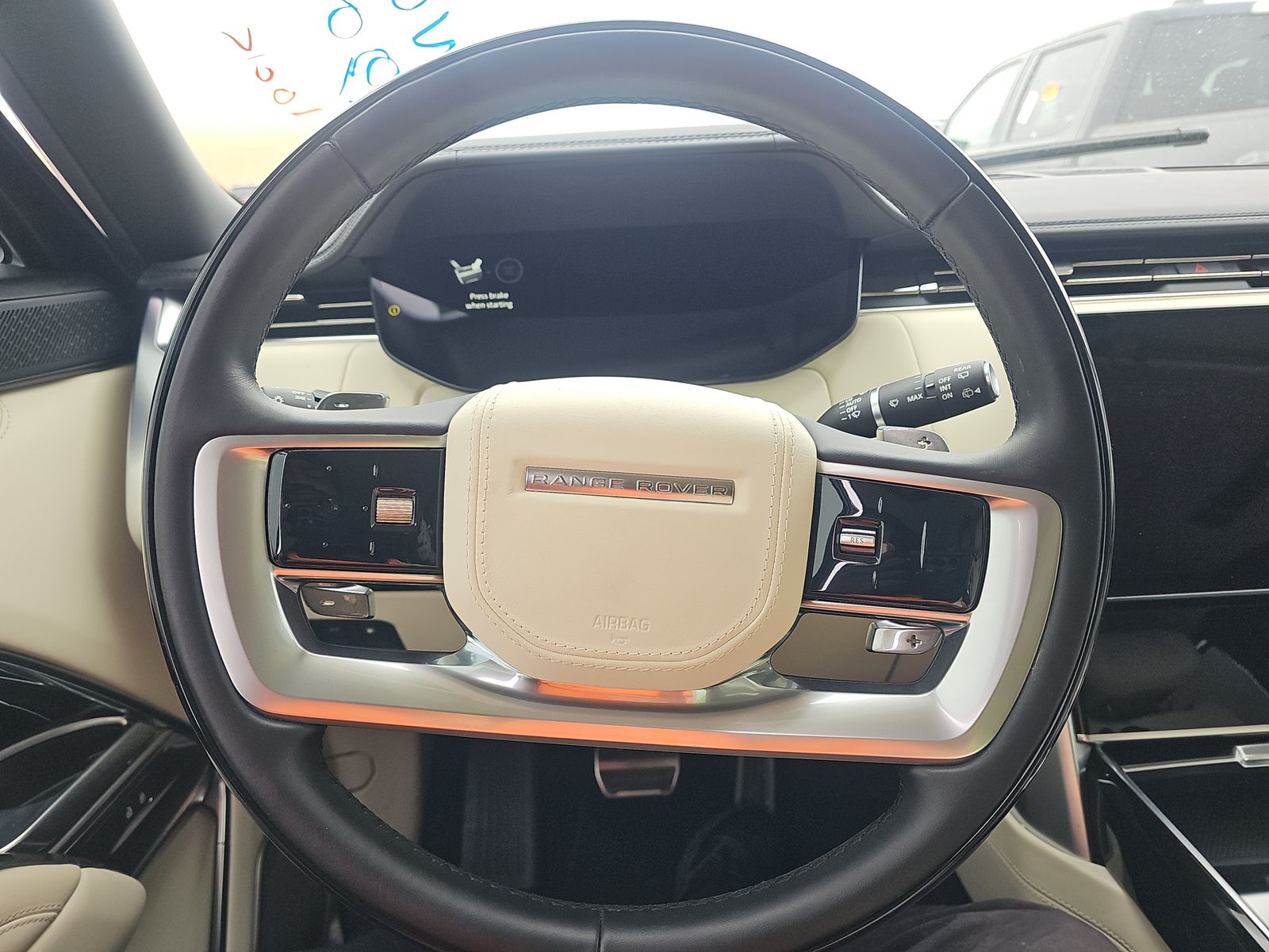 2025 Land Rover Range Rover Plug-In Hybrid Autobiography AWD