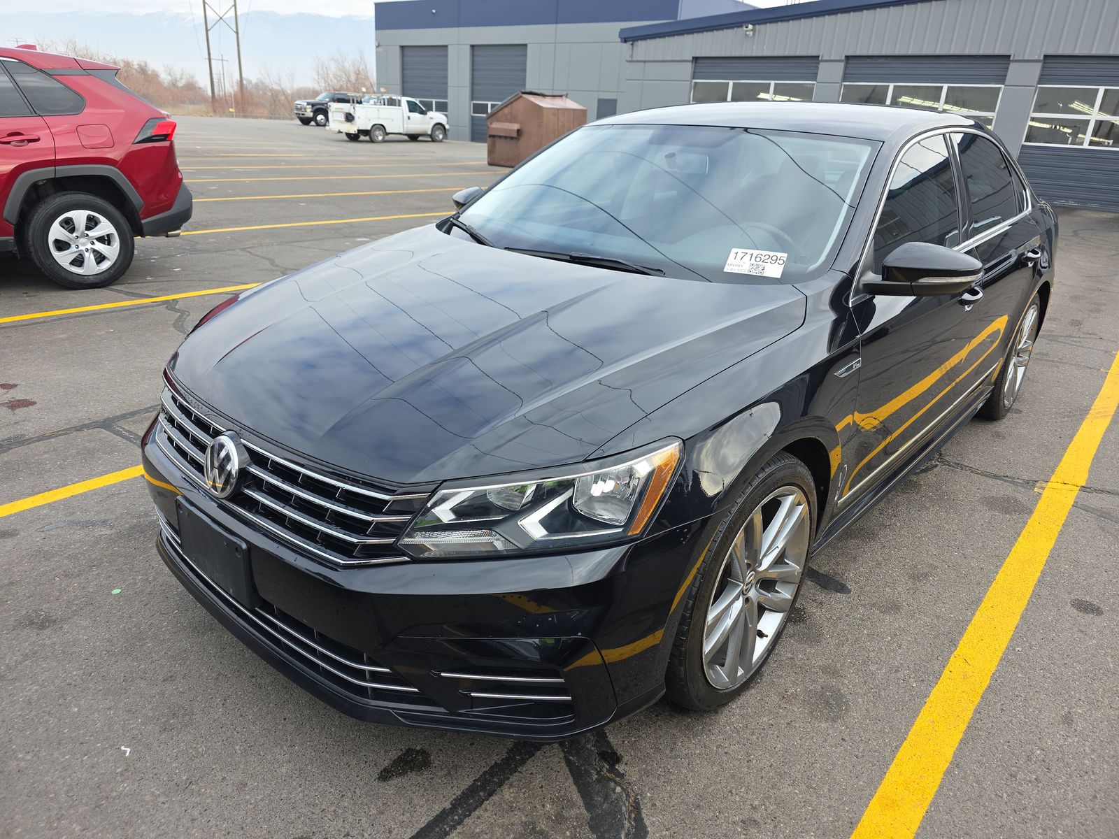 2017 Volkswagen Passat 1.8T R-Line FWD