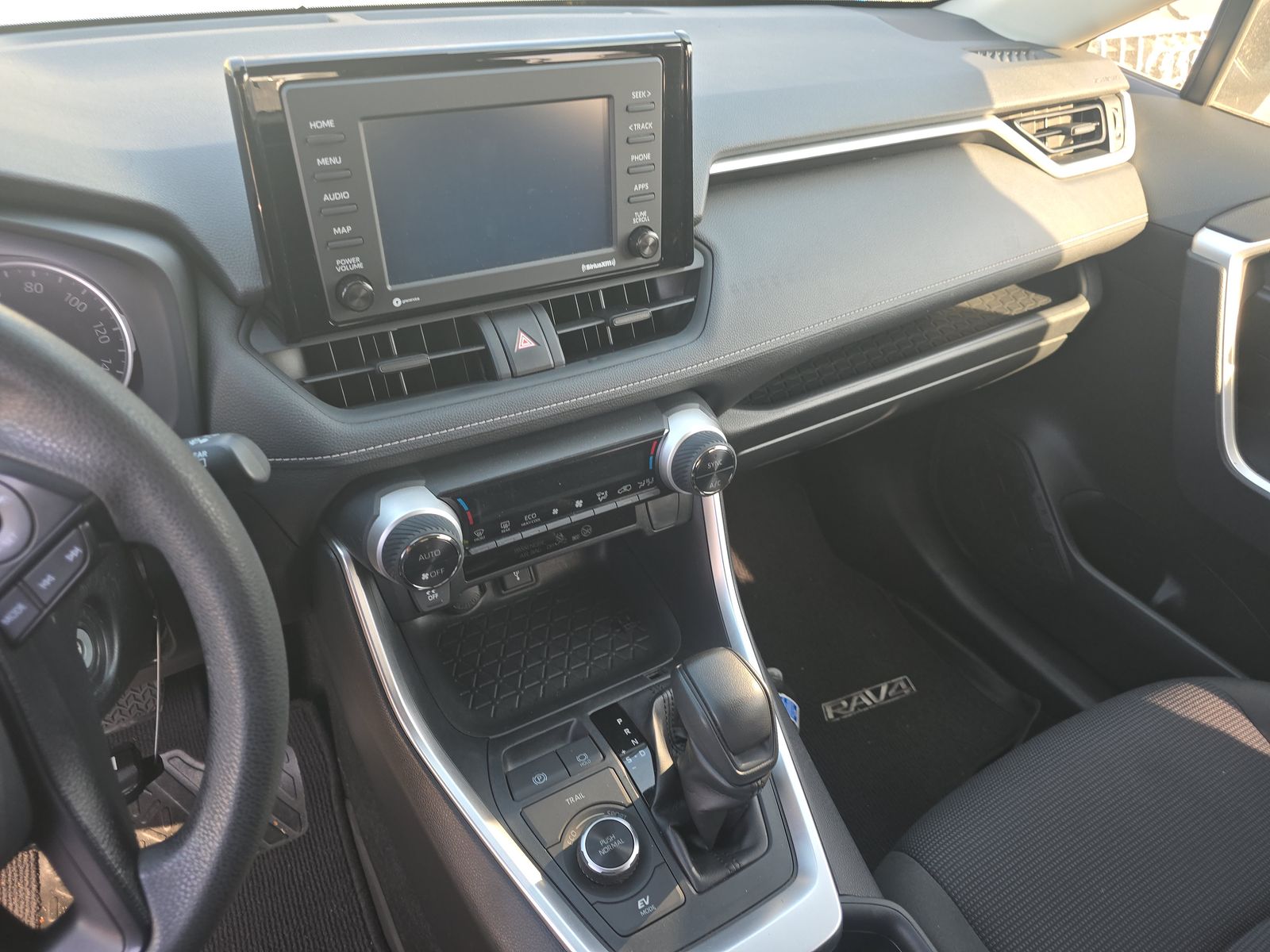 2020 Toyota RAV4 Hybrid LE AWD